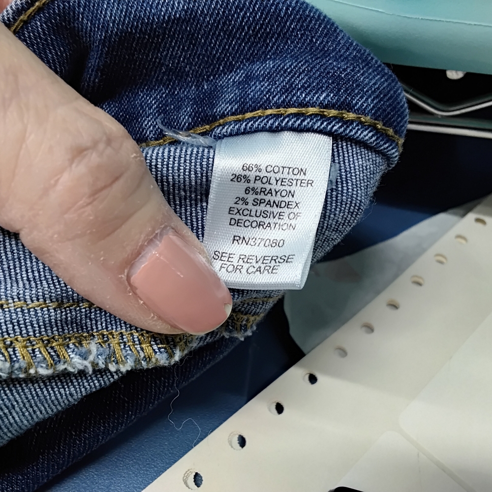 3881 Size 12 Est. 1946 Denim Floral Applique Straight Leg Jeans - Picture 6 of 6
